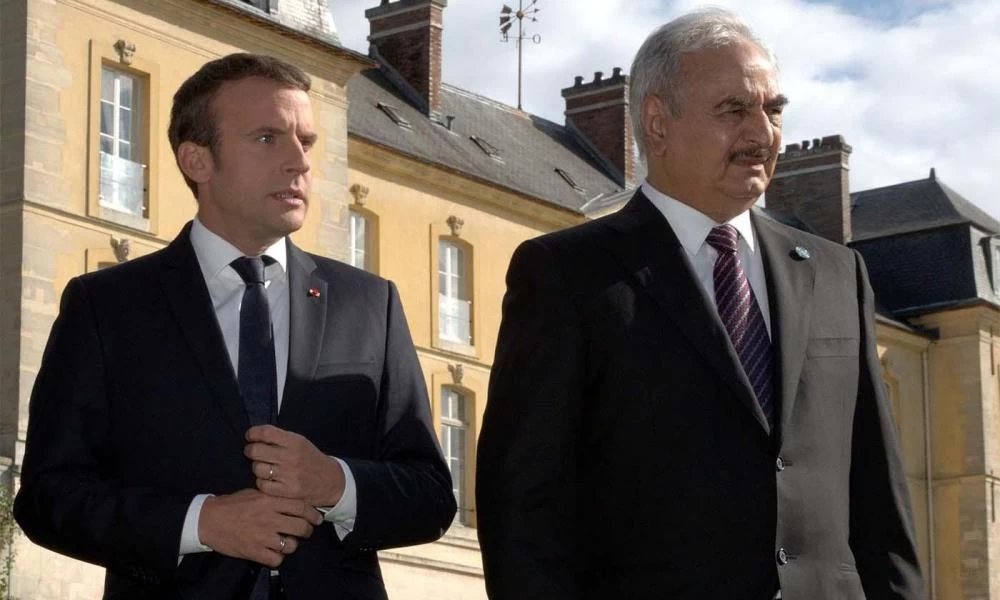 Η Γαλλία ζητά από τον Χαφτάρ να μην επιτεθεί στους Τούρκους